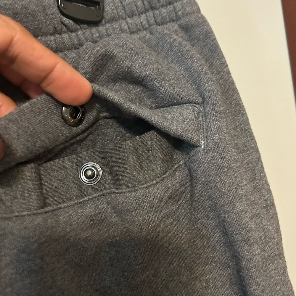 Nike Men’s Gray Sweatpants Track Pants Joggers Swoosh Logo Pockets Roomy Sz XXL - Picture 5 of 11